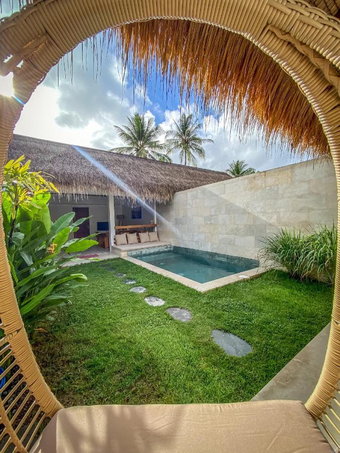 Palm Merah Villas - Private Pool (Adults Only) เซอลงเบอลานัก ภายนอก รูปภาพ
