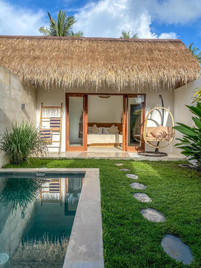 Palm Merah Villas - Private Pool (Adults Only) เซอลงเบอลานัก ภายนอก รูปภาพ