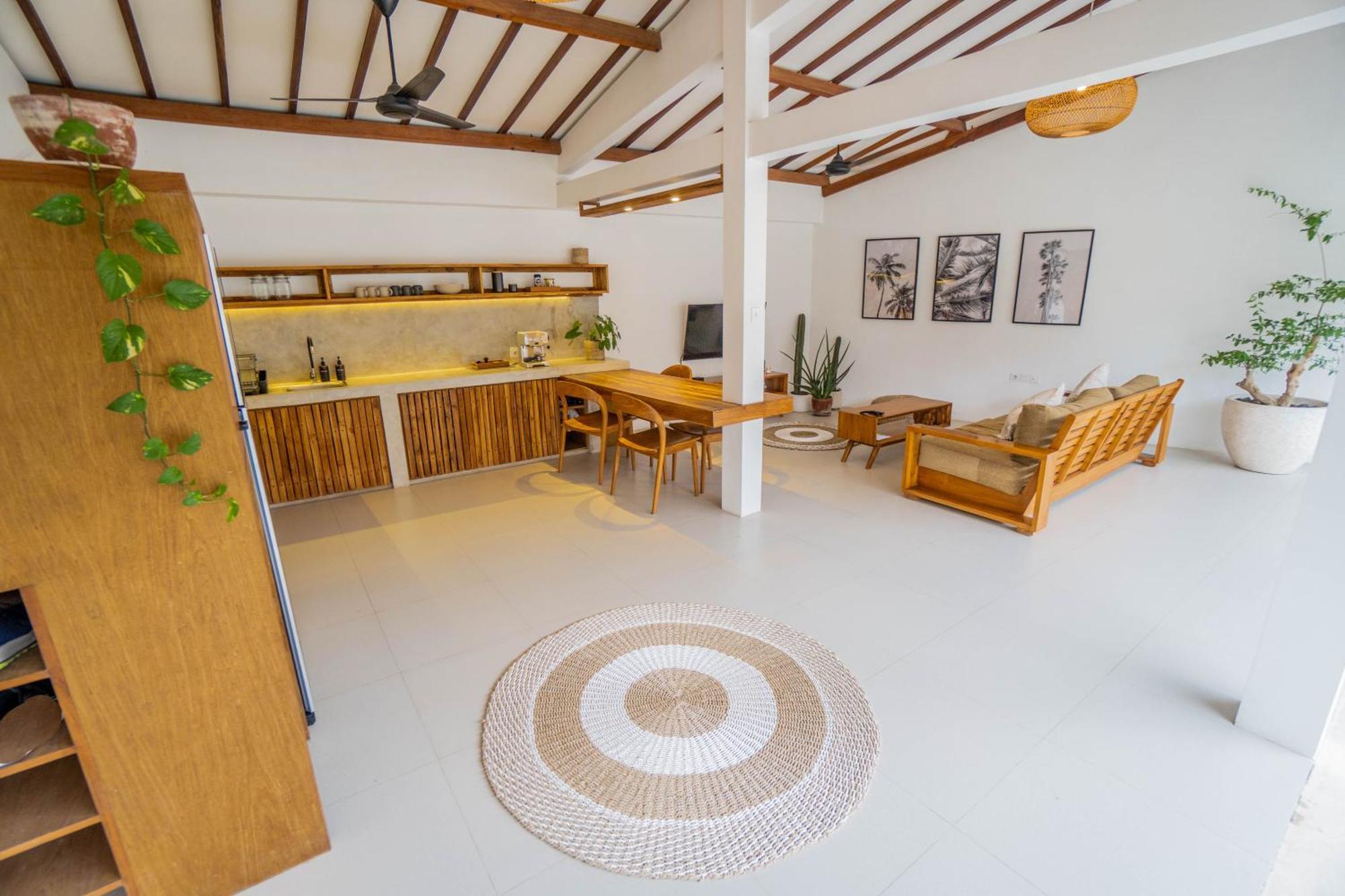 Palm Merah Villas - Private Pool (Adults Only) เซอลงเบอลานัก ภายนอก รูปภาพ