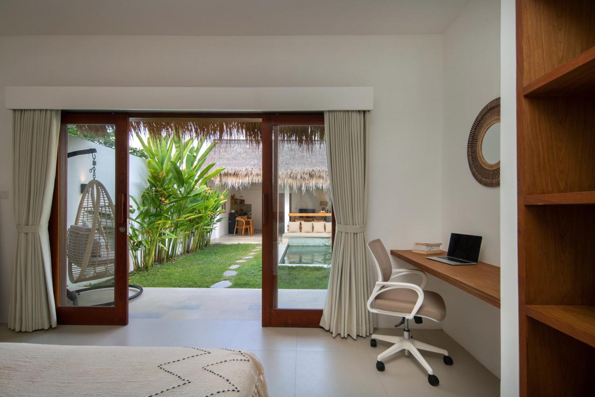 Palm Merah Villas - Private Pool (Adults Only) เซอลงเบอลานัก ภายนอก รูปภาพ